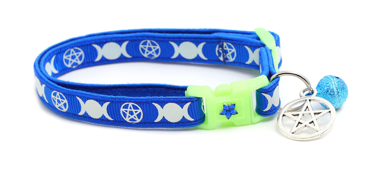 Wicca Cat Collar with Occult Charm & Bell | Witch's Familiar Cat Collar | Witch Kitten Collar Charms | Glow in The Dark | Safety Breakaway Collar (Small, Black)