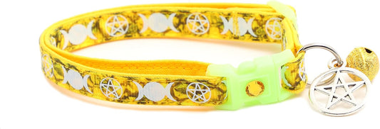 Wicca Cat Collar with Occult Charm & Bell | Witch's Familiar Cat Collar | Witch Kitten Collar Charms | Glow in The Dark | Safety Breakaway Collar (Small, Black)