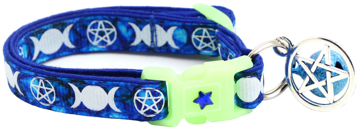 Wicca Cat Collar with Occult Charm & Bell | Witch's Familiar Cat Collar | Witch Kitten Collar Charms | Glow in The Dark | Safety Breakaway Collar (Small, Black)