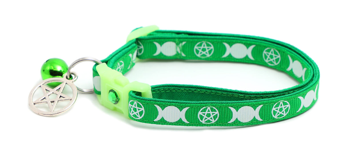 Wicca Cat Collar with Occult Charm & Bell | Witch's Familiar Cat Collar | Witch Kitten Collar Charms | Glow in The Dark | Safety Breakaway Collar (Small, Black)