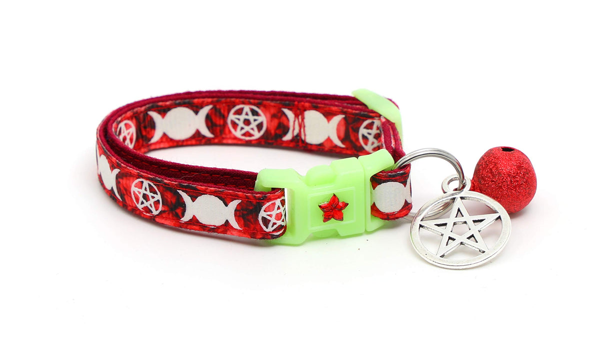 Wicca Cat Collar with Occult Charm & Bell | Witch's Familiar Cat Collar | Witch Kitten Collar Charms | Glow in The Dark | Safety Breakaway Collar (Small, Black)