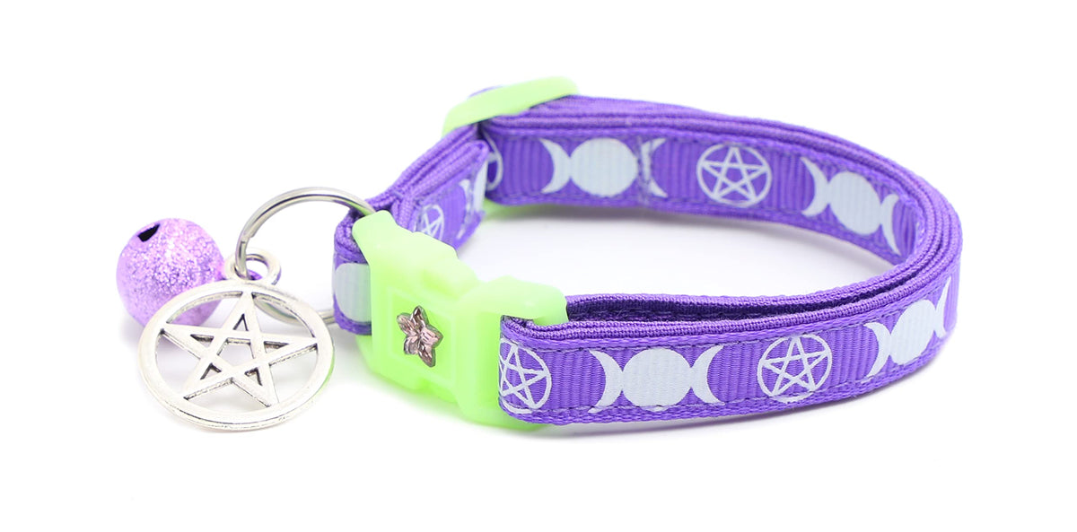 Wicca Cat Collar with Occult Charm & Bell | Witch's Familiar Cat Collar | Witch Kitten Collar Charms | Glow in The Dark | Safety Breakaway Collar (Small, Black)