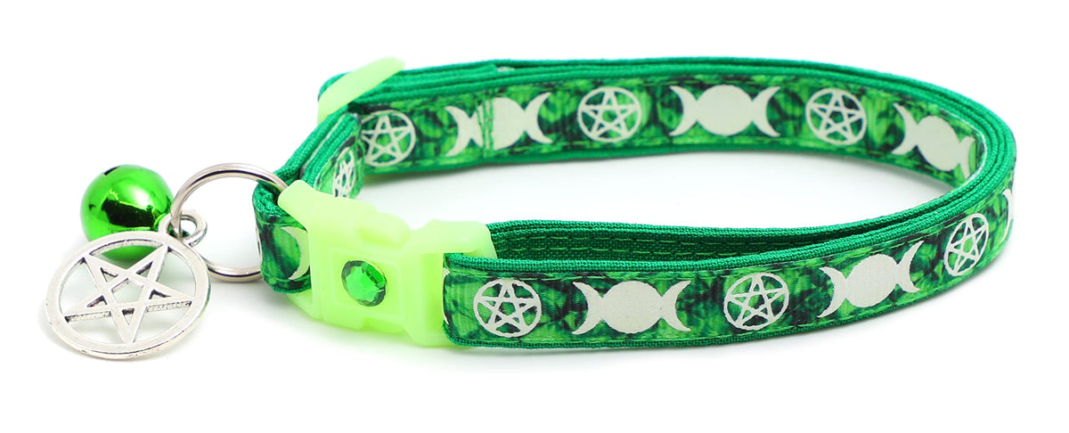 Wicca Cat Collar with Occult Charm & Bell | Witch's Familiar Cat Collar | Witch Kitten Collar Charms | Glow in The Dark | Safety Breakaway Collar (Small, Black)